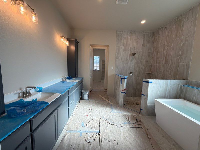 In-progress construction of a new home in Grayson Ridge, Van Alstyne, TX (Image 8). In-progress construction of a new home in Grayson Ridge, Van Alstyne, TX (Image 8).