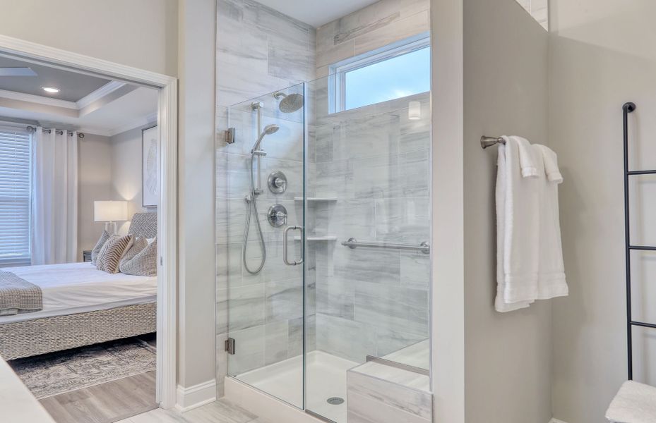 Furnished interior view inside a new home in Del Webb North Myrtle Beach, North Myrtle Beach (Image 7).