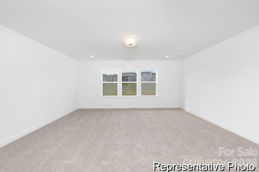 Spacious, unfurnished interior of a new home in Huntington Hills, Lincolnton (Image 20).