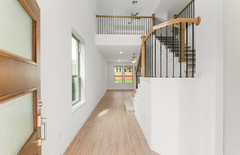 Spacious, unfurnished interior of a new home in Santa Rita Ranch, Liberty Hill (Image 24). Spacious, unfurnished interior of a new home in Santa Rita Ranch, Liberty Hill (Image 24).