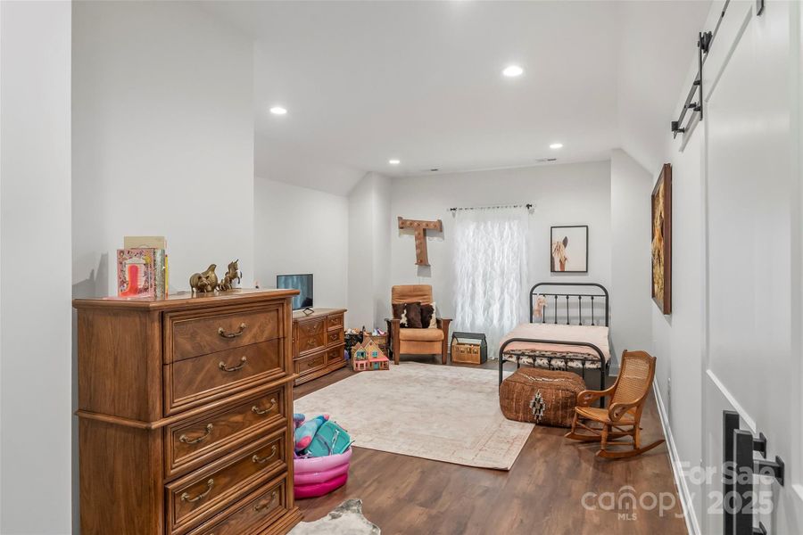 Furnished interior view inside a new home in , Nebo (Image 25).