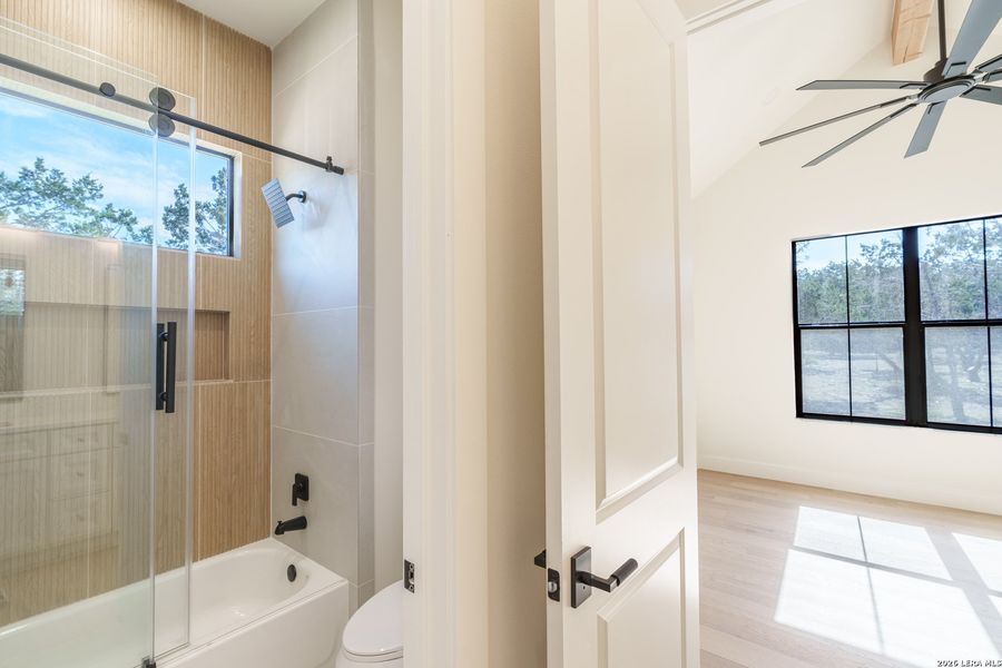 Furnished interior view inside a new home in , Boerne (Image 13).