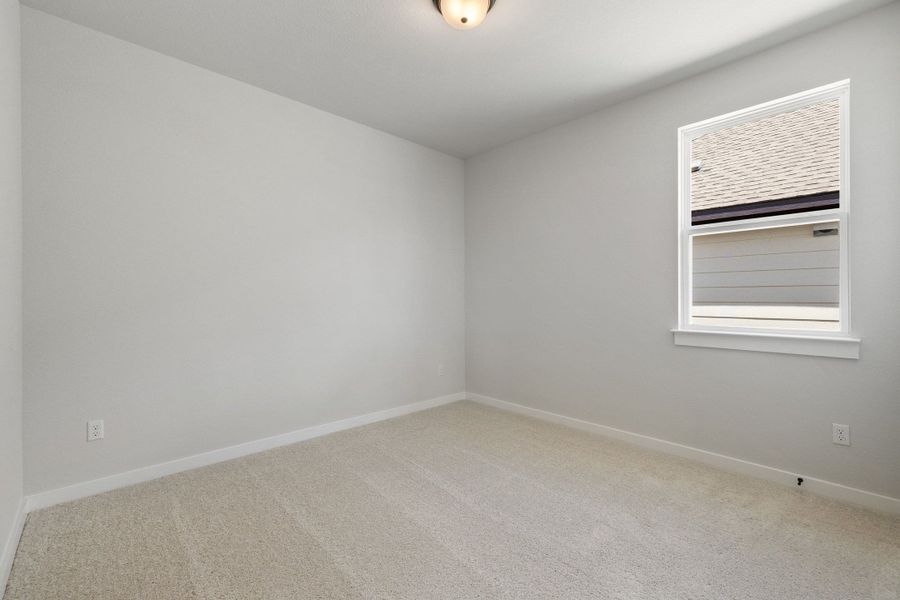 Spacious, unfurnished interior of a new home in Heritage, Dripping Springs (Image 42).