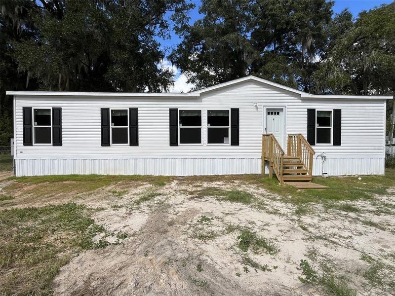 Exterior details and patio area of a home in , Ocala (Image 17). Exterior details and patio area of a home in , Ocala (Image 17).