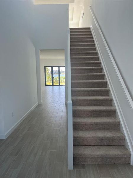 Spacious, unfurnished interior of a new home in Tesoro Club, Port St. Lucie (Image 8).