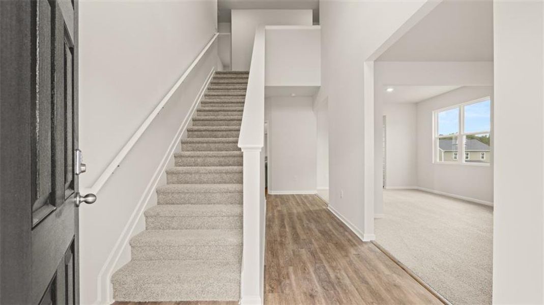 Spacious, unfurnished interior of a new home in Preserve at Dove Creek, Winder (Image 20).