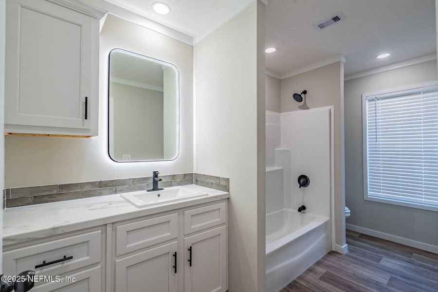 Furnished interior view inside a new home in , Callahan (Image 5).