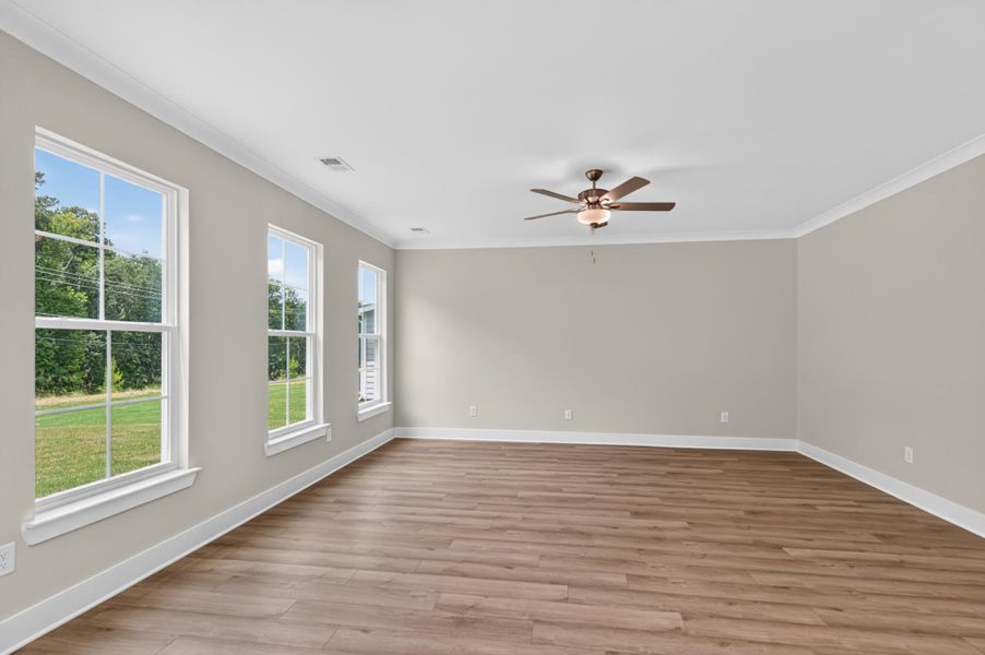 Spacious, unfurnished interior of a new home in Highland Bluff, Aiken (Image 13).