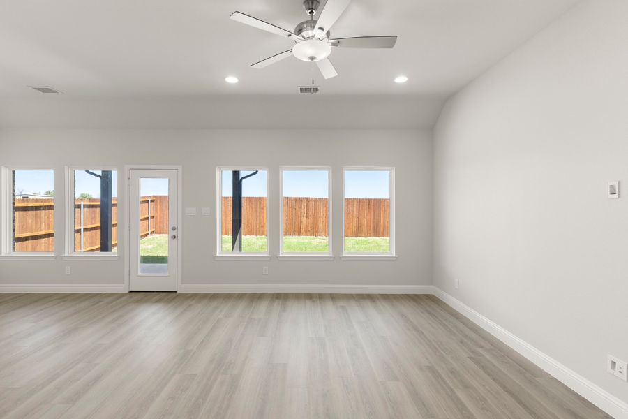 Representative unfurnished interior of a home built from the Liberty by Rockwell Homes in Wildflower Ranch, Fort Worth (Image 50). Representative unfurnished interior of a home built from the Liberty by Rockwell Homes in Wildflower Ranch, Fort Worth (Image 50).