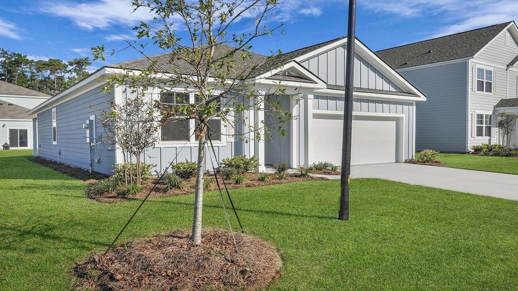 Exterior details and patio area of a home in Hillcrest, Ravenel (Image 17). Exterior details and patio area of a home in Hillcrest, Ravenel (Image 17).