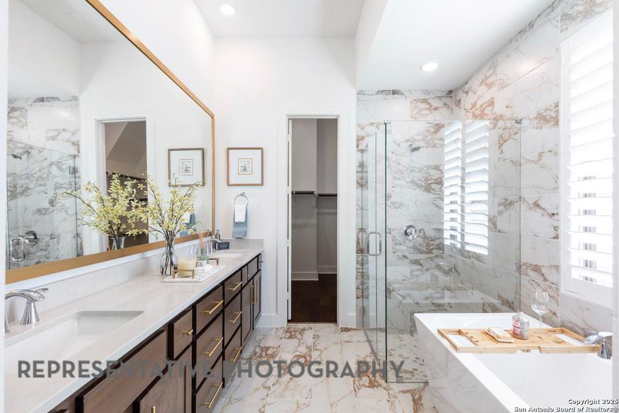 Furnished interior view inside a new home in Meyer Ranch, New Braunfels (Image 18). Furnished interior view inside a new home in Meyer Ranch, New Braunfels (Image 18).