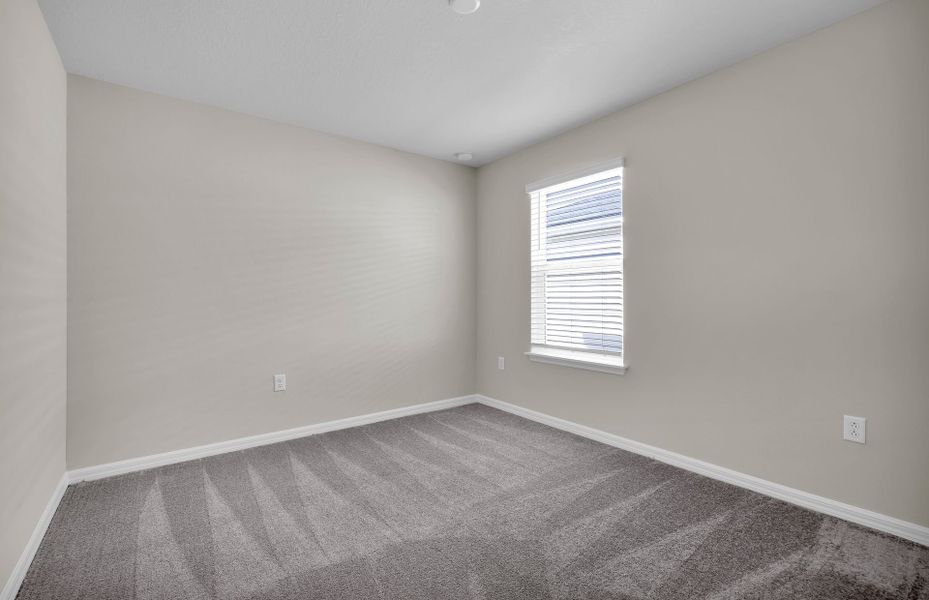 Representative unfurnished interior of a home built from the Morris by Pulte Homes in The Preserve at Bannon Lakes, St. Augustine (Image 37).