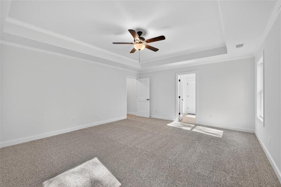 Spacious, unfurnished interior of a new home in , Jefferson (Image 54).