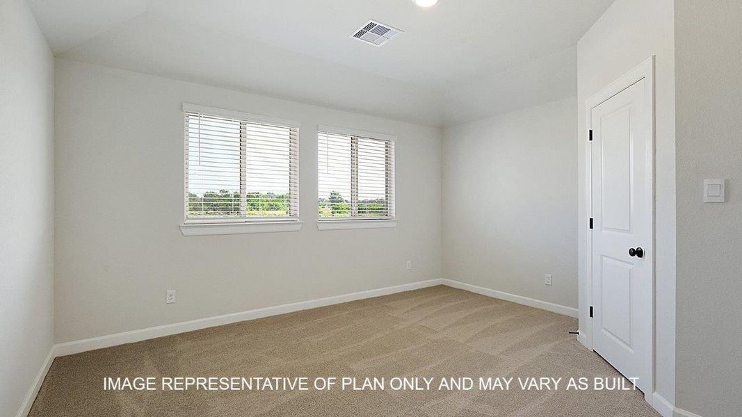 Spacious, unfurnished interior of a new home in Wellborn Settlement, College Station (Image 19).