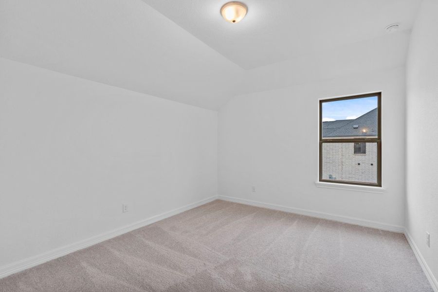 Spacious, unfurnished interior of a new home in Austin Point, Richmond (Image 31).