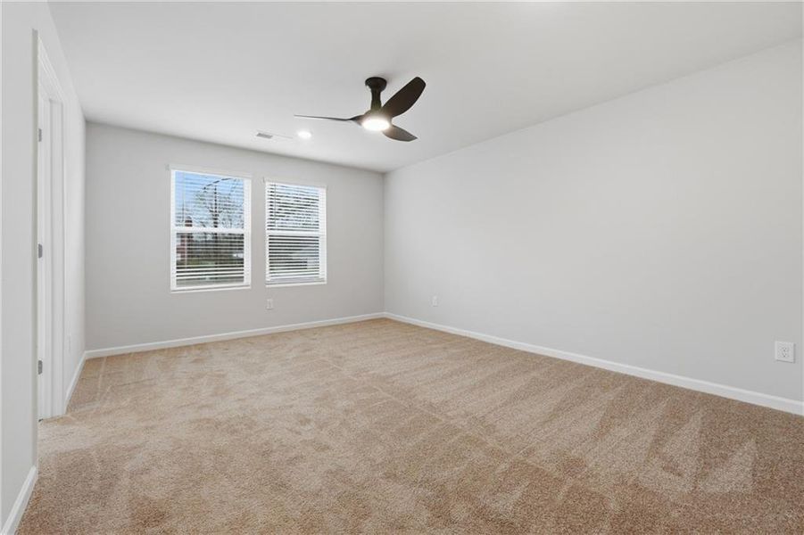 Spacious, unfurnished interior of a new home in Concord Oaks, Powder Springs (Image 22).
