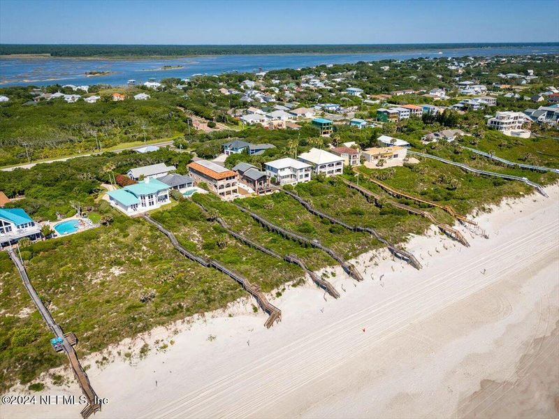 Image 79 of a home in .