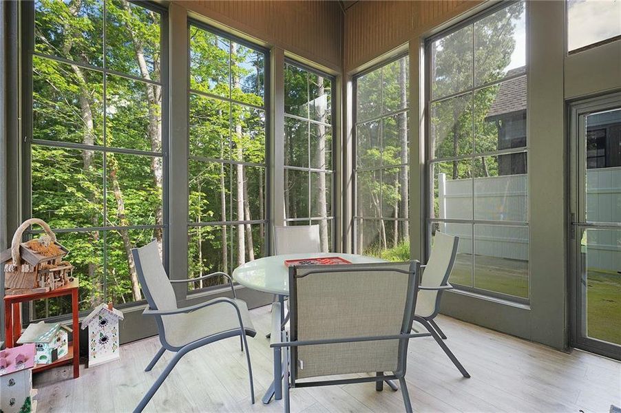 Exterior details and patio area of a home in , Jasper (Image 3).