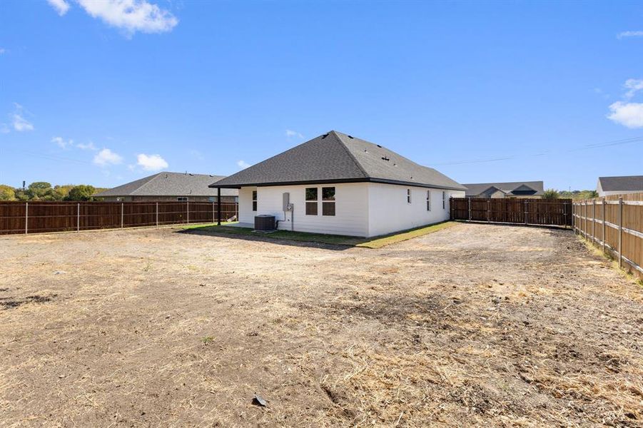Exterior details and patio area of a home in , DeSoto (Image 29). Exterior details and patio area of a home in , DeSoto (Image 29).