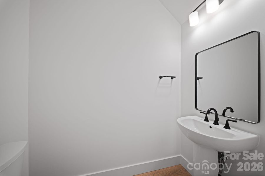 Image 20 of a home in . Image 20 of a home in .