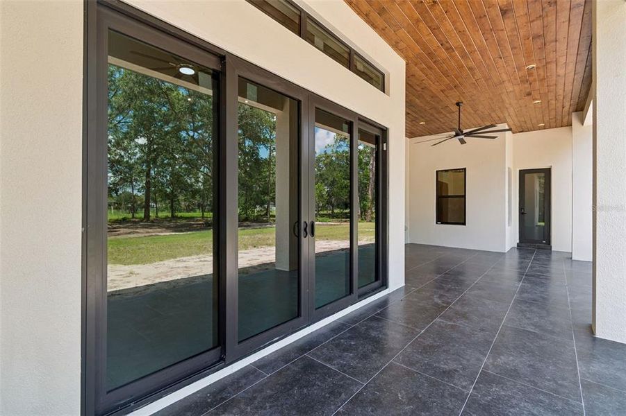 Exterior details and patio area of a home in , Orlando (Image 4). Exterior details and patio area of a home in , Orlando (Image 4).