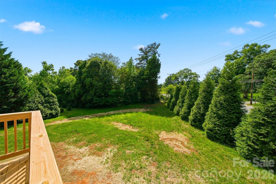 Natural landscape and outdoor views near  in Hickory (Image 42).