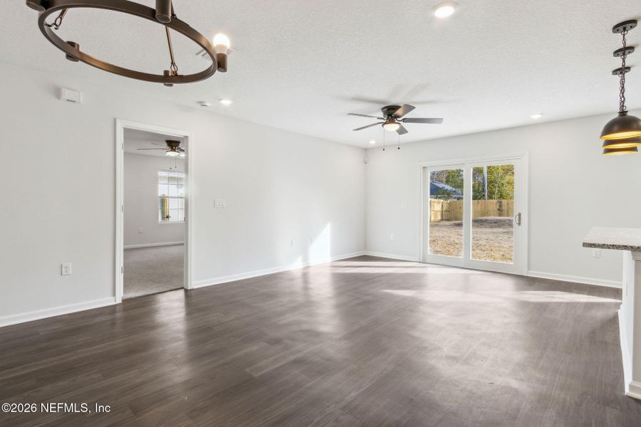 Spacious, unfurnished interior of a new home in , Jacksonville (Image 11).