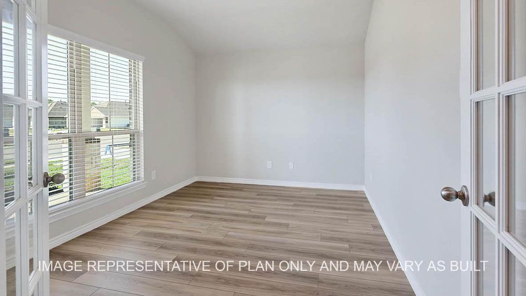 Spacious, unfurnished interior of a new home in Southern Pointe, College Station (Image 9). Spacious, unfurnished interior of a new home in Southern Pointe, College Station (Image 9).