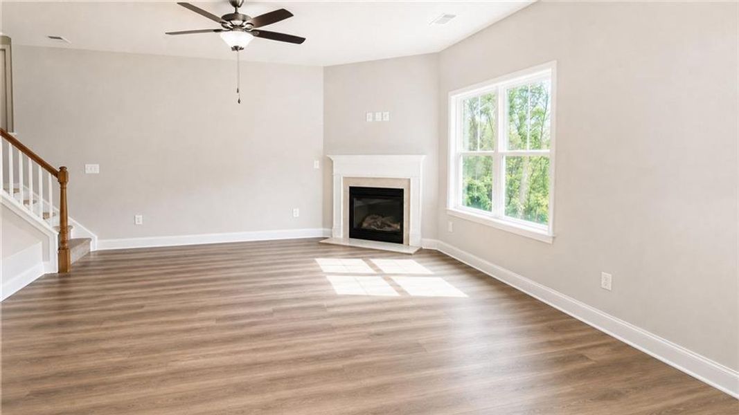 Spacious, unfurnished interior of a new home in Norris Landing, Snellville (Image 12).