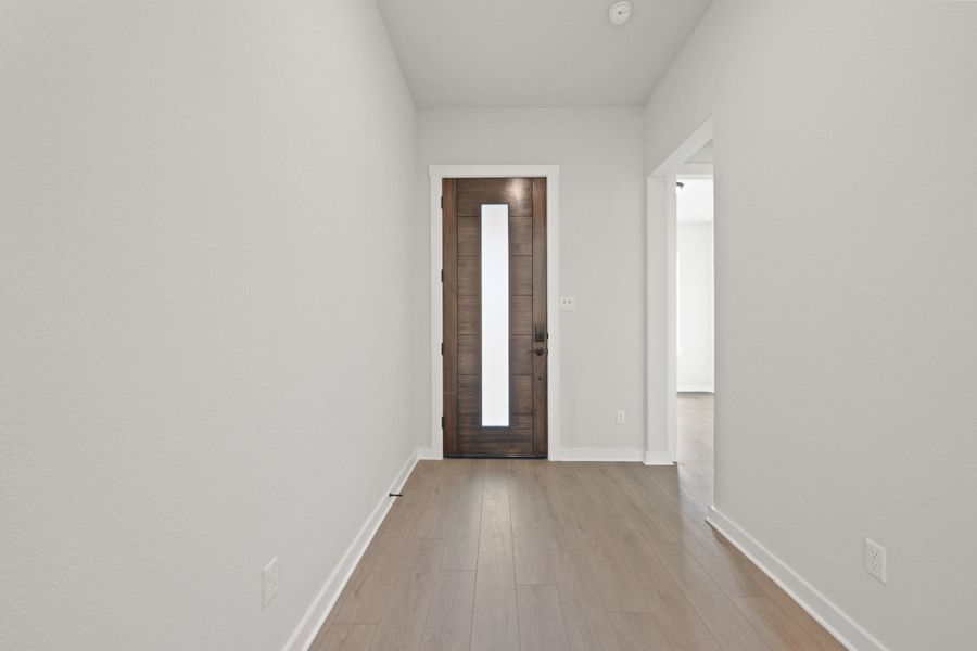 Spacious, unfurnished interior of a new home in Park Central, Georgetown (Image 20).