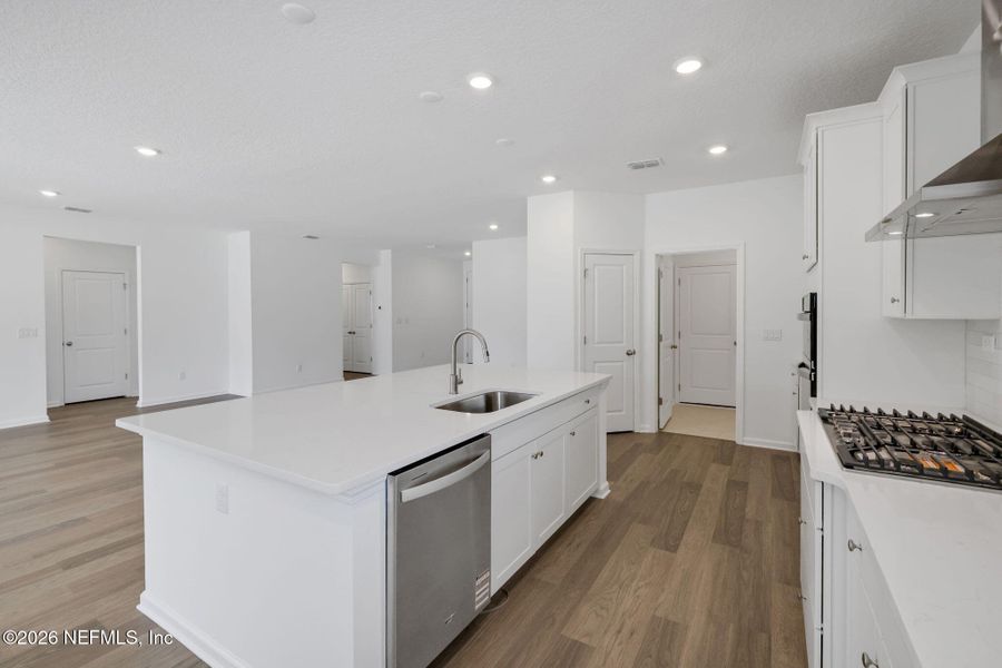 Furnished interior view inside a new home in Jennings Farm, Middleburg (Image 15).