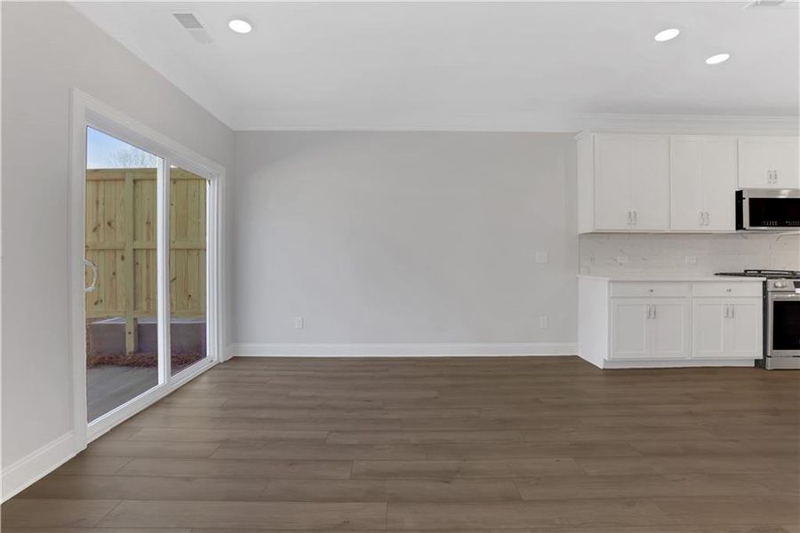 Spacious, unfurnished interior of a new home in Villas at Dawsonville Townhomes, Dawsonville (Image 38). Spacious, unfurnished interior of a new home in Villas at Dawsonville Townhomes, Dawsonville (Image 38).