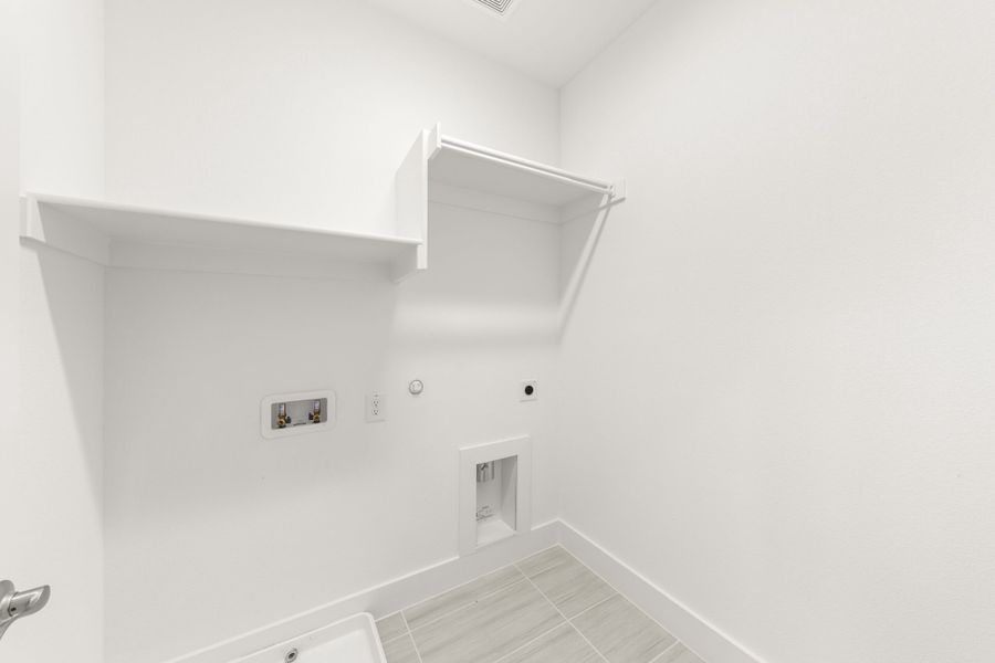 Spacious, unfurnished interior of a new home in The Tribute, The Colony (Image 25). Spacious, unfurnished interior of a new home in The Tribute, The Colony (Image 25).