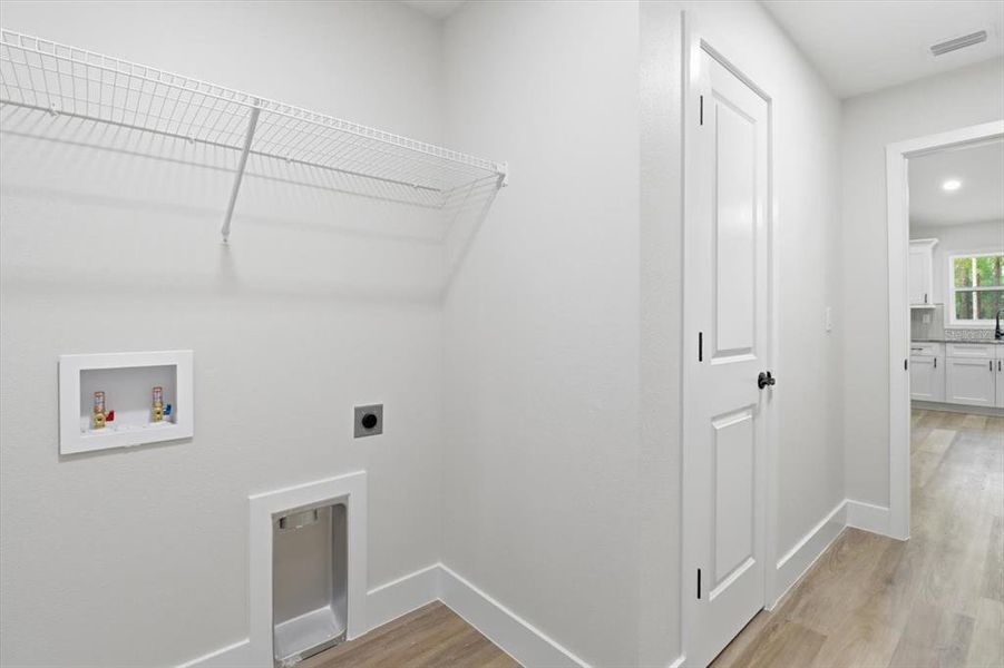 Spacious, unfurnished interior of a new home in , Hernando (Image 33). Spacious, unfurnished interior of a new home in , Hernando (Image 33).