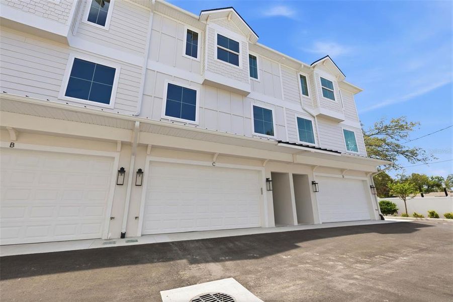 Image 32 of a home in .