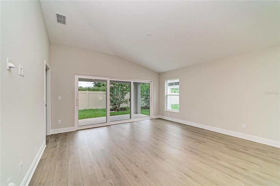Spacious, unfurnished interior of a new home in Crosswind Point, Parrish (Image 21).