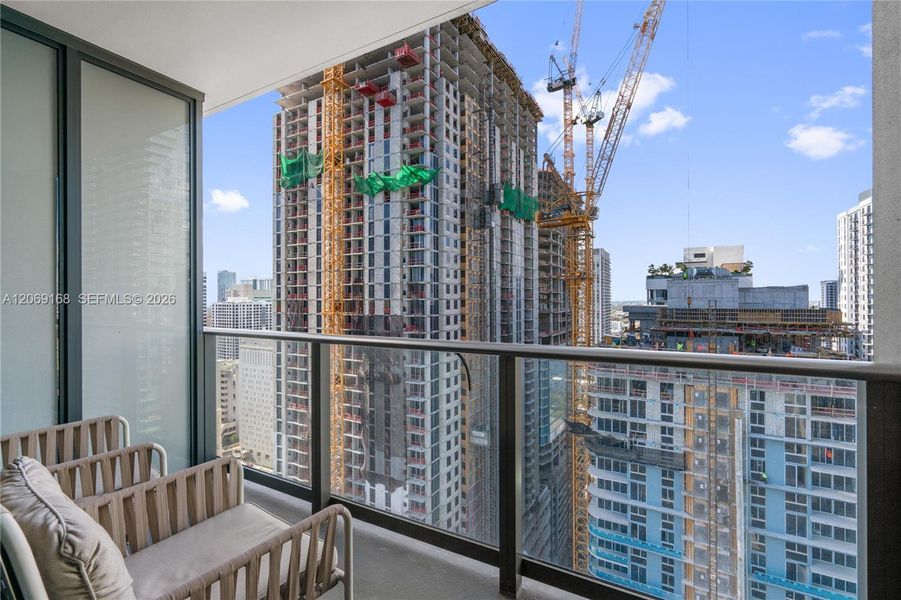 Condo located in Miami, FL showcasing its design and architecture (Image 2). Condo located in Miami, FL showcasing its design and architecture (Image 2).