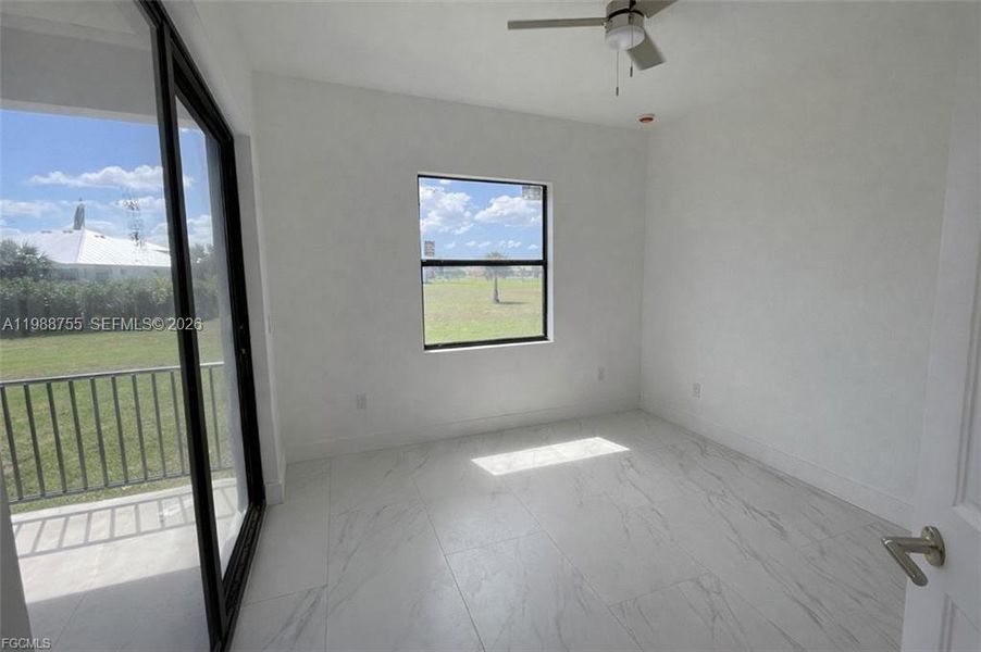 Spacious, unfurnished interior of a new home in , Punta Gorda (Image 11).