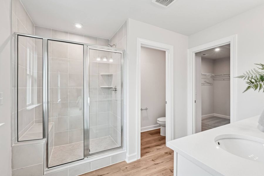 Representative furnished interior of a home built from the Eno by Tri Pointe Homes in Tredenham, Durham (Image 11).