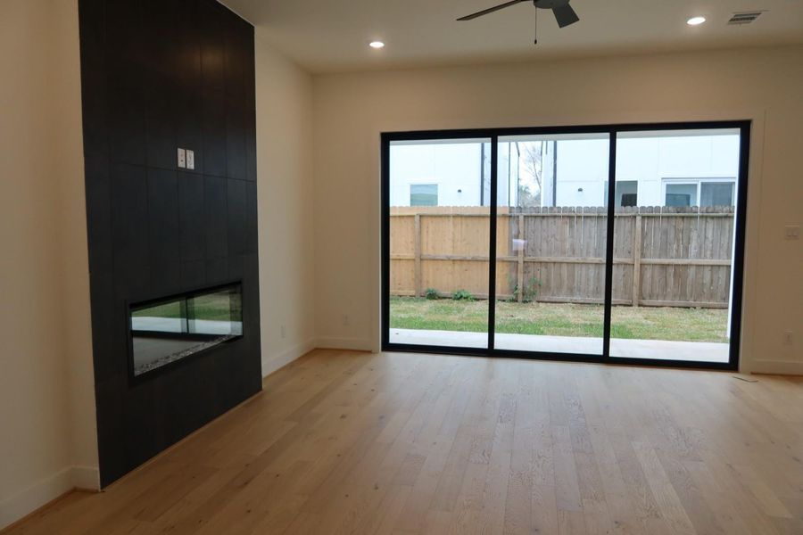 Spacious, unfurnished interior of a new home in Caywood Place, Houston (Image 22). Spacious, unfurnished interior of a new home in Caywood Place, Houston (Image 22).