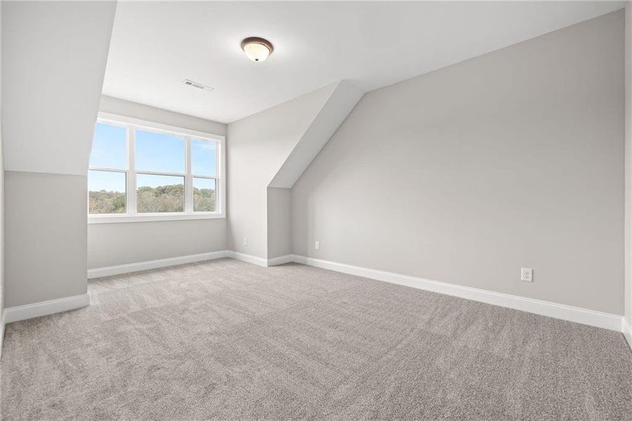 Spacious, unfurnished interior of a new home in , Jefferson (Image 47).