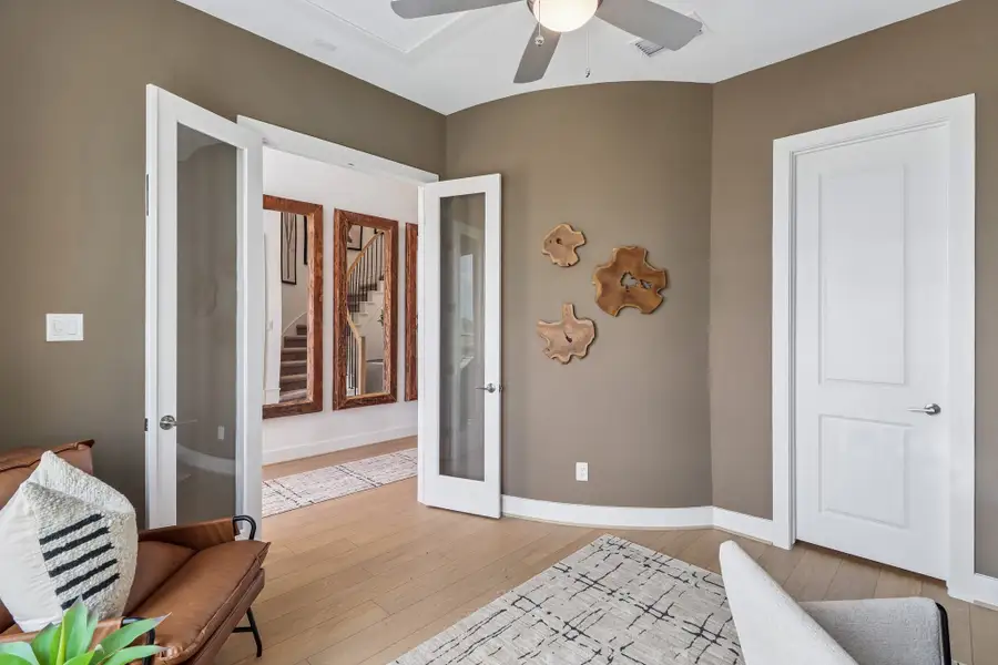 Representative furnished interior of a home built from the Sullivan by Taylor Morrison in Ryehill, Rosenberg (Image 22).