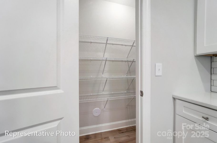 Spacious, unfurnished interior of a new home in Harrisburg Village, Harrisburg (Image 23).