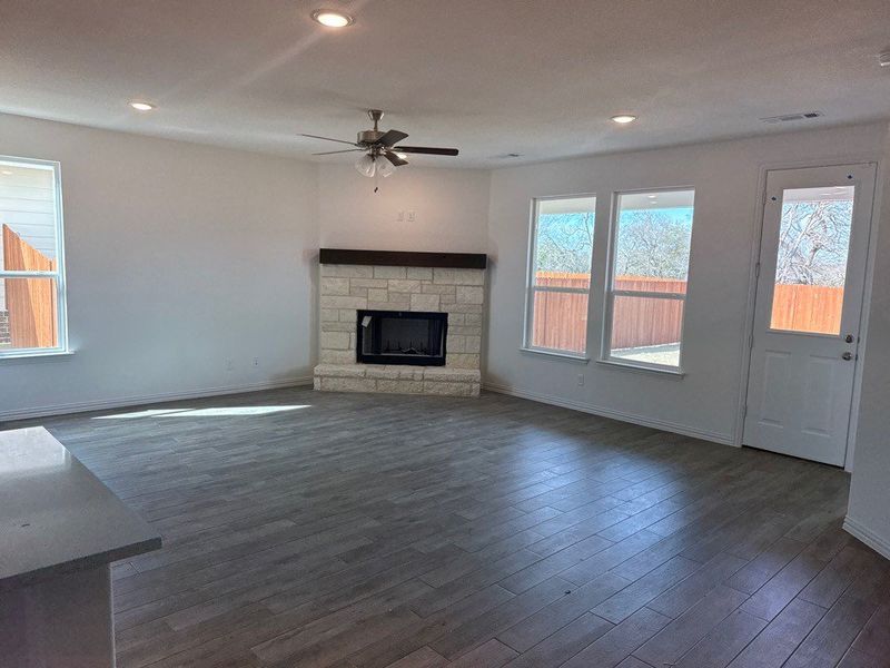 Spacious, unfurnished interior of a new home in Covenant Park, Springtown (Image 6). Spacious, unfurnished interior of a new home in Covenant Park, Springtown (Image 6).