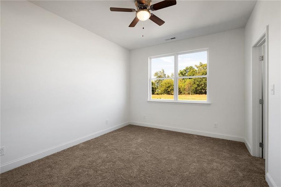 Spacious, unfurnished interior of a new home in , Calhoun (Image 9).