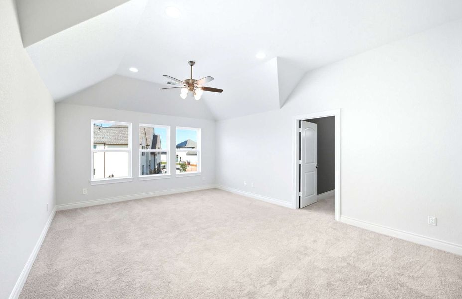 Representative unfurnished interior of a home built from the 3663 by Ravenna Homes in Artavia 70′, Conroe (Image 32).