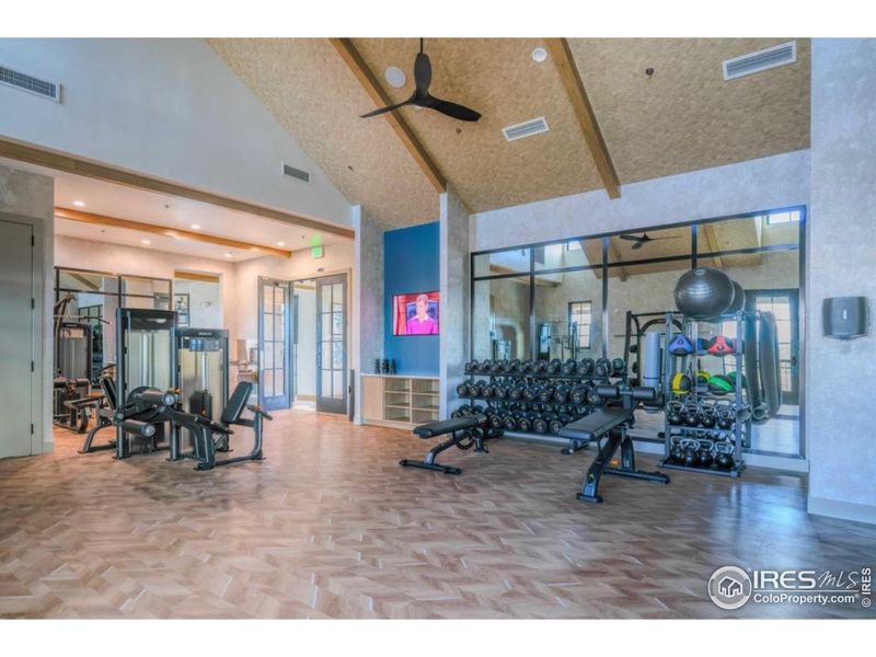 Community amenities in , Erie (Image 27).