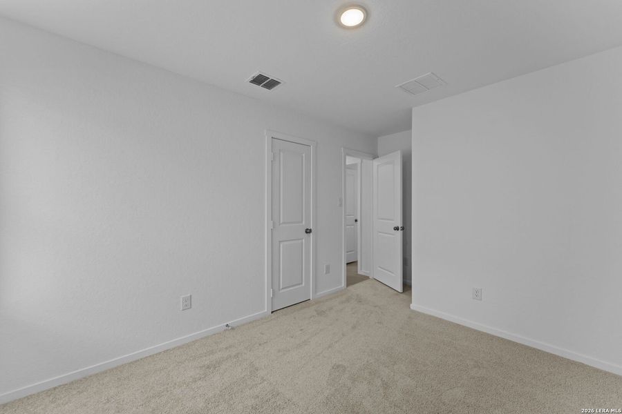 Spacious, unfurnished interior of a new home in Higdon Crossing, San Antonio (Image 19). Spacious, unfurnished interior of a new home in Higdon Crossing, San Antonio (Image 19).