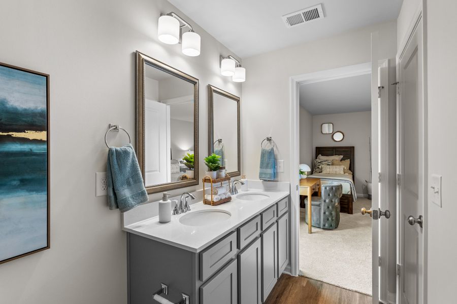 Furnished interior view inside a new home in Reserve at Mill Creek, Columbia (Image 32).