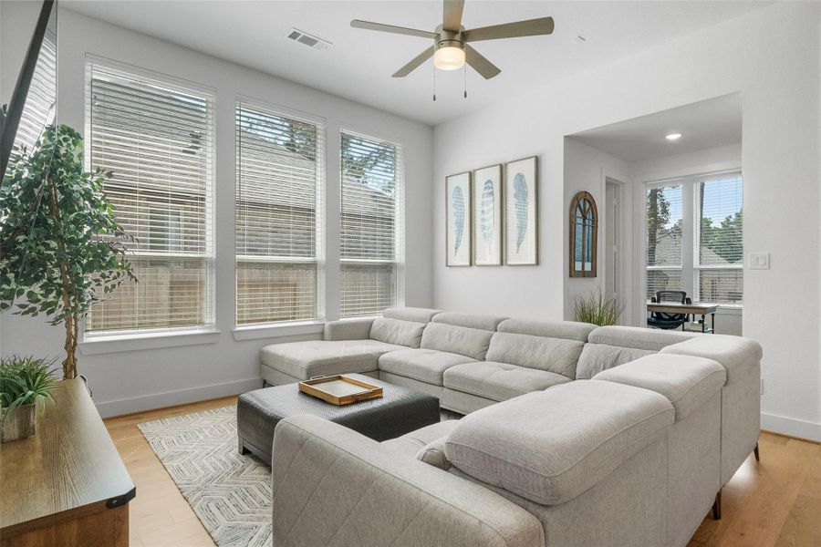 Furnished interior view inside a new home in Woodforest, Montgomery (Image 7). Furnished interior view inside a new home in Woodforest, Montgomery (Image 7).